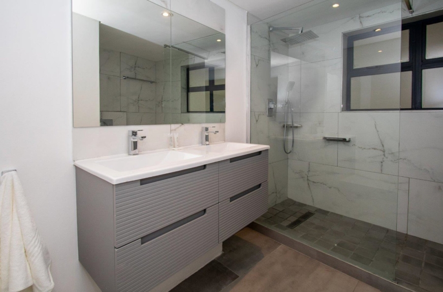 To Let 2 Bedroom Property for Rent in De Waterkant Western Cape